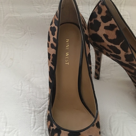 SOLD - Picture 2 of 6